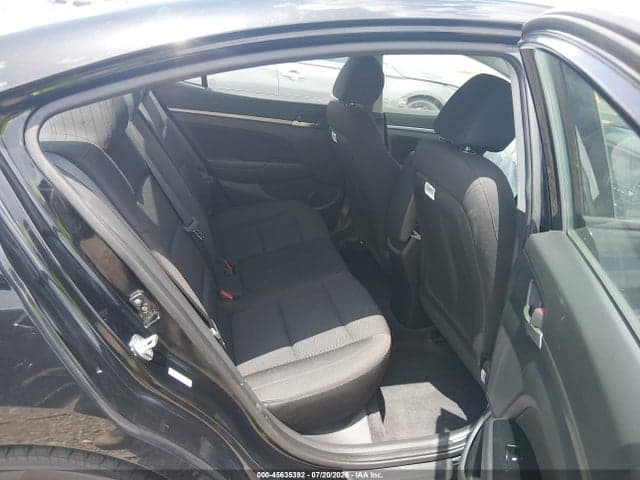 2020 HYUNDAI ELANTRA SEL 8