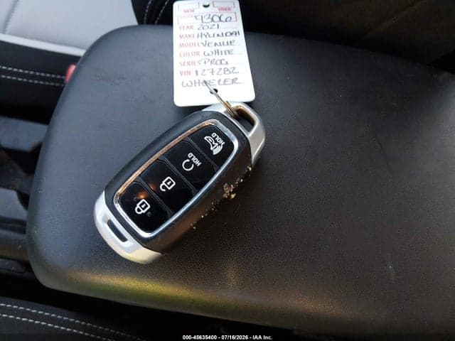 2021 HYUNDAI VENUE SEL 11