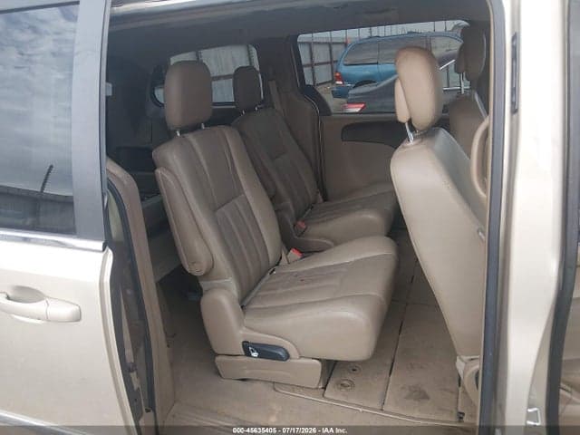 2016 CHRYSLER TOWN & COUNTRY TOURING 8
