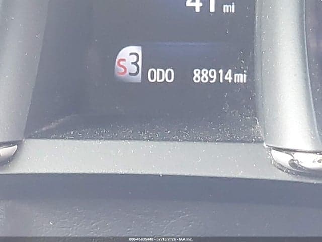 2018 TOYOTA AVALON LIMITED 16