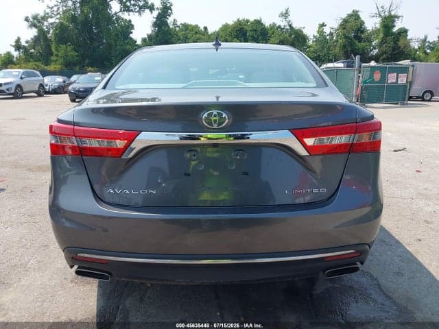 2018 TOYOTA AVALON LIMITED 17