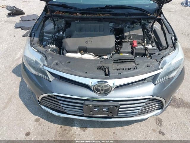 2018 TOYOTA AVALON LIMITED 10