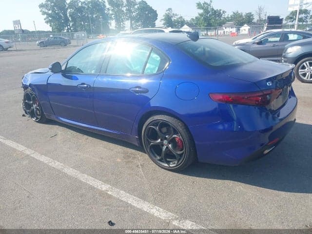 2020 ALFA ROMEO GIULIA TI SPORT AWD 3