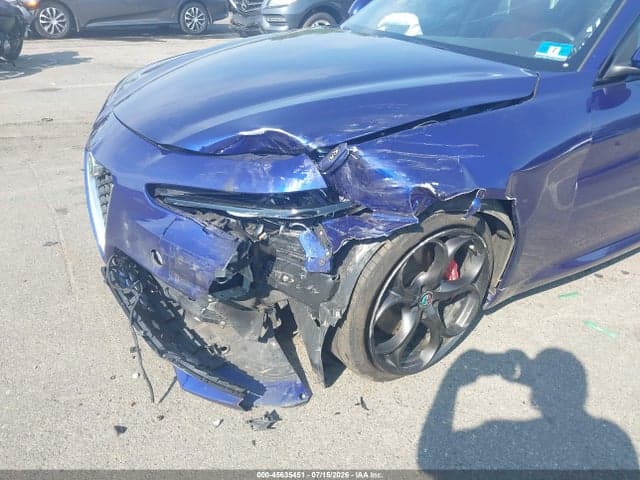 2020 ALFA ROMEO GIULIA TI SPORT AWD 6