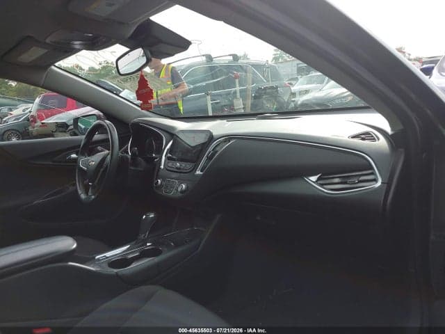2018 CHEVROLET MALIBU HYBRID 5