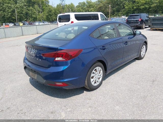 2020 HYUNDAI ELANTRA SE 4