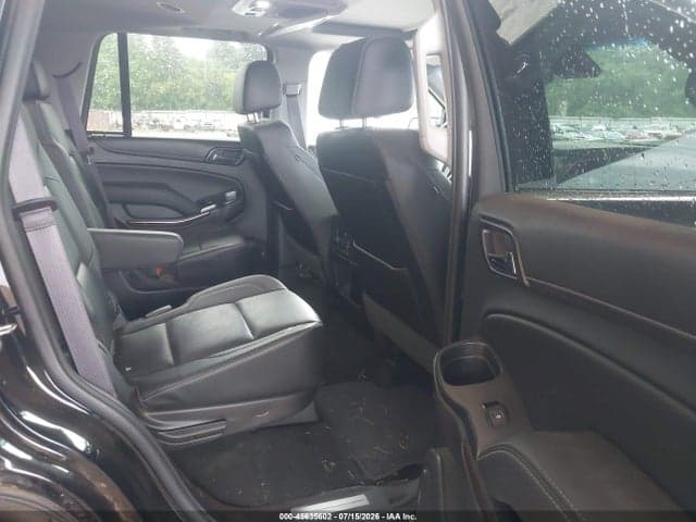 2017 GMC YUKON SLT 8