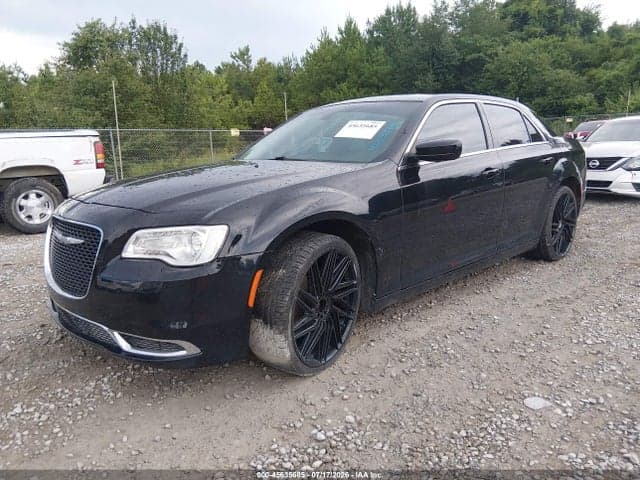2018 CHRYSLER 300 TOURING L 2