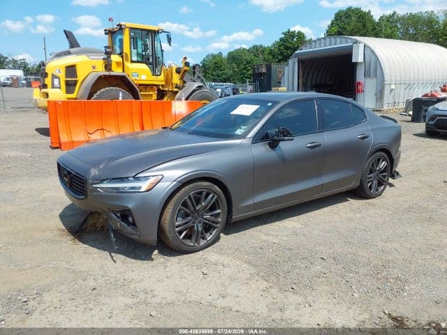 2021 VOLVO S60T5MOMENTUMAWD 2