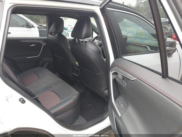 2024 TOYOTA RAV4 PRIME XSE 8