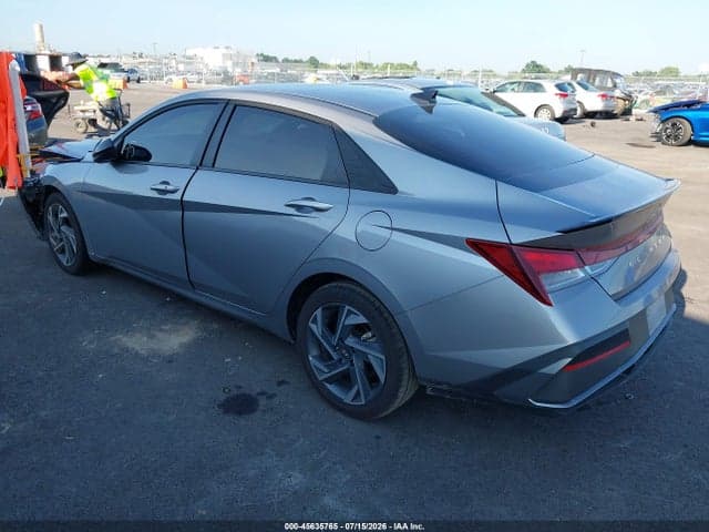 2025 HYUNDAI ELANTRA SEL SPORT 3