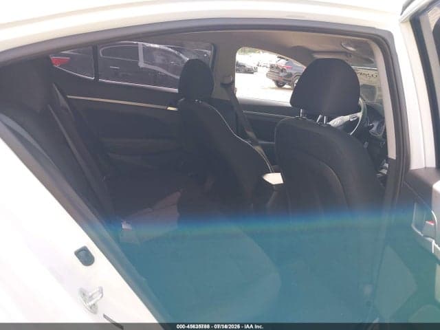 2019 HYUNDAI ELANTRA SEL 8