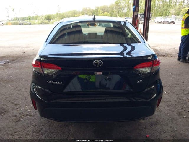 2022 TOYOTA COROLLA LE 15