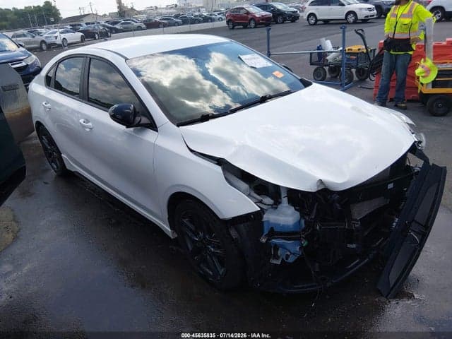 2021 KIA FORTE GT-LINE 1
