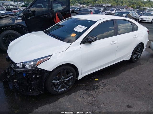 2021 KIA FORTE GT-LINE 2