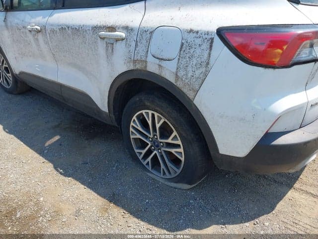 2020 FORD ESCAPE SEL 6