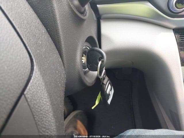 2020 HYUNDAI ELANTRA SE 11