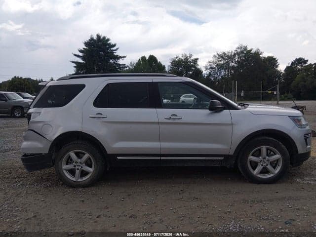 2018 FORD EXPLORER XLT 13