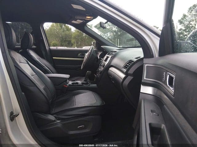 2018 FORD EXPLORER XLT 5