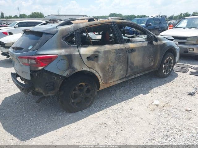 2023 SUBARU CROSSTREK 4