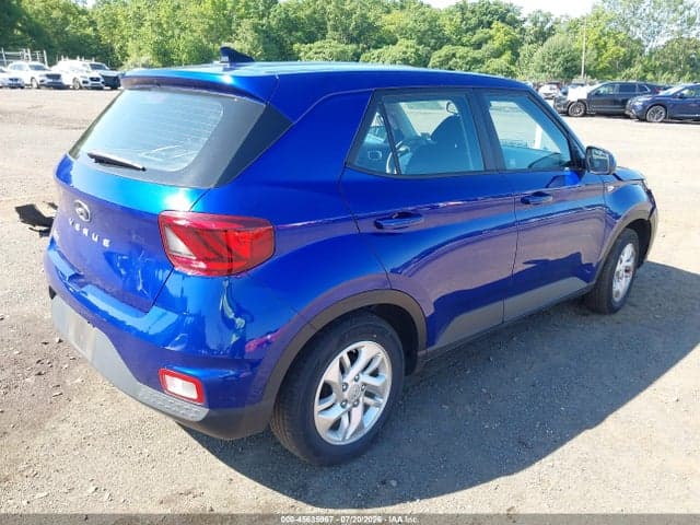 2021 HYUNDAI VENUE SE 4