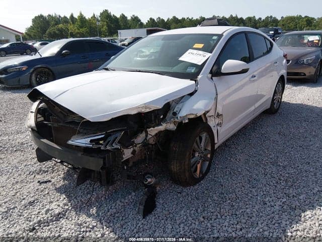 2019 HYUNDAI ELANTRA SE 2