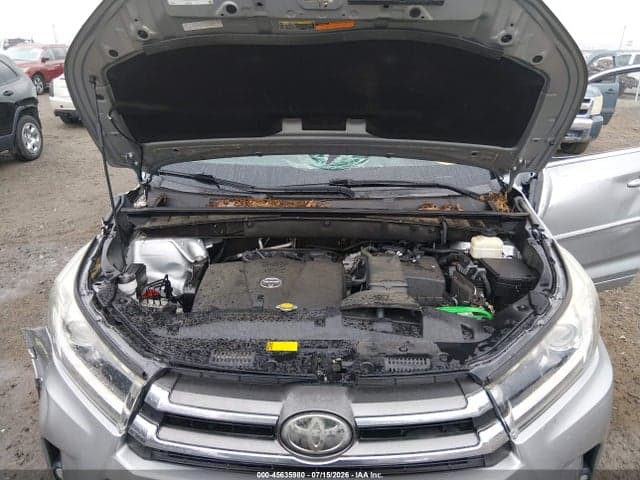 2017 TOYOTA HIGHLANDER LIMITED PLATINUM 10
