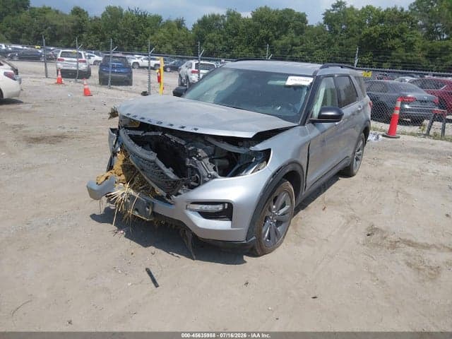 2022 FORD EXPLORER XLT 2