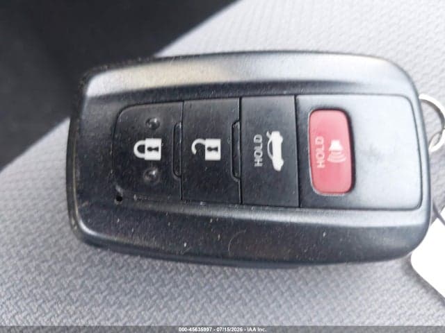 2020 TOYOTA COROLLA SE 11