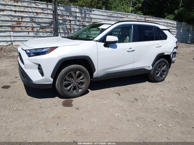 2024 TOYOTA RAV4 HYBRID XLE PREMIUM 2