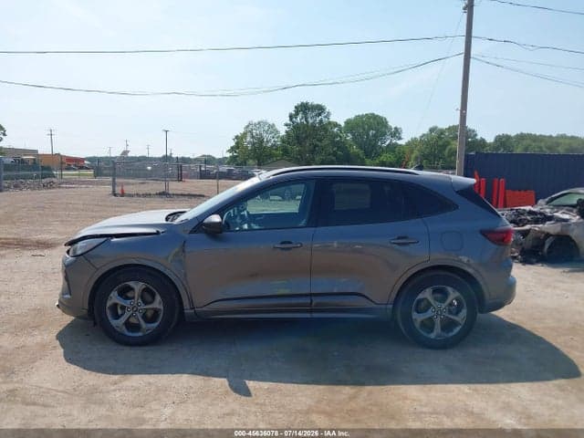 2024 FORD ESCAPE ST-LINE 15