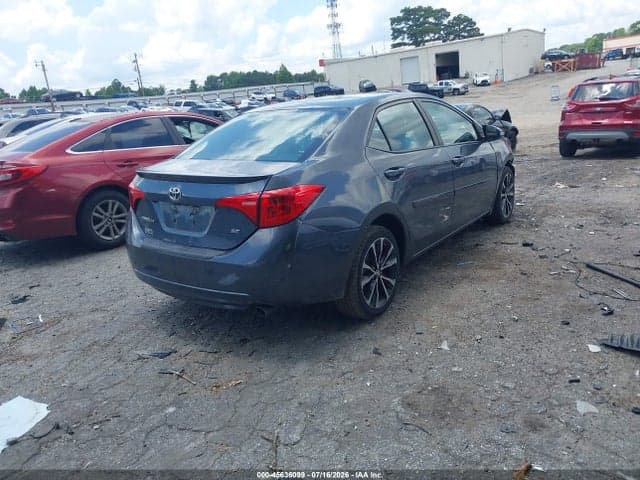 2019 TOYOTA COROLLA SE 4