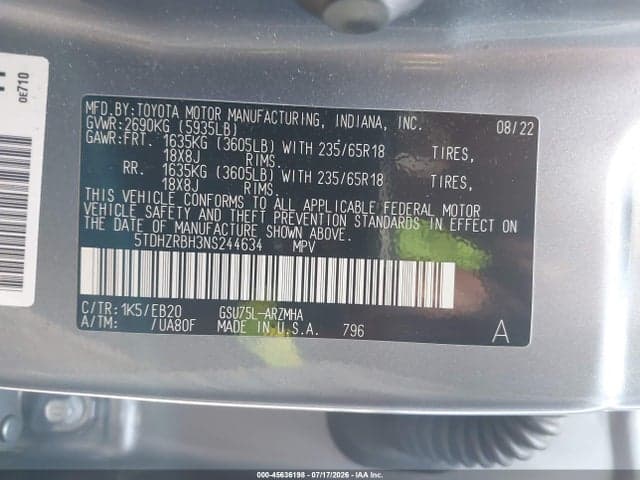 2022 TOYOTA HIGHLANDER XLE 9