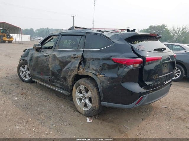 2022 TOYOTA HIGHLANDER LE 3
