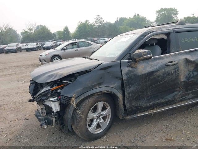 2022 TOYOTA HIGHLANDER LE 6