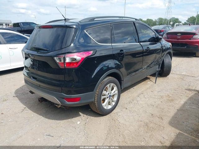 2017 FORD ESCAPE SE 4