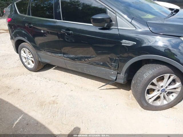 2017 FORD ESCAPE SE 6