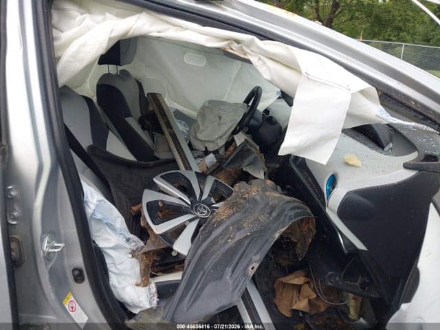 2017 TOYOTA PRIUS PRIME PREMIUM 5
