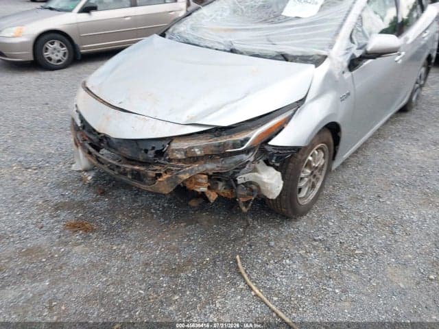 2017 TOYOTA PRIUS PRIME PREMIUM 6