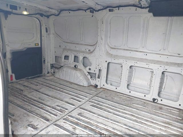 2017 FORD TRANSIT-250 8