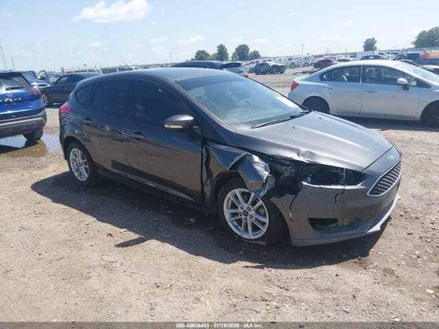 2017 FORD FOCUS SE 1
