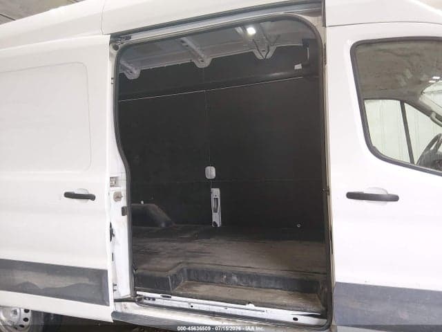 2022 FORD TRANSIT-250 8