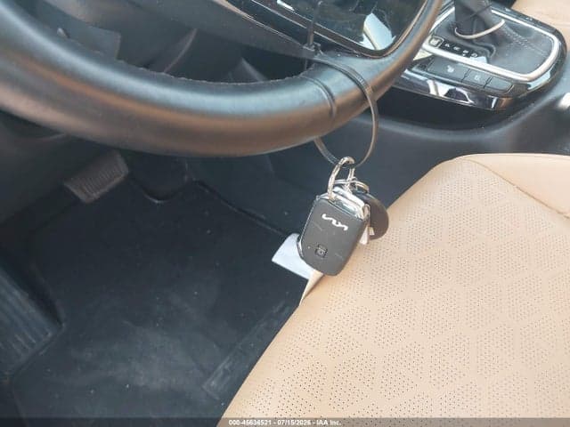 2024 KIA SELTOS EX 11