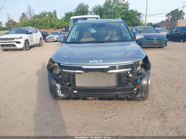2024 KIA SELTOS EX 12