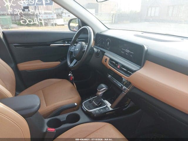 2024 KIA SELTOS EX 5