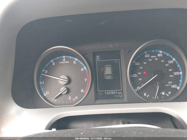 2017 TOYOTA RAV4 XLE 7