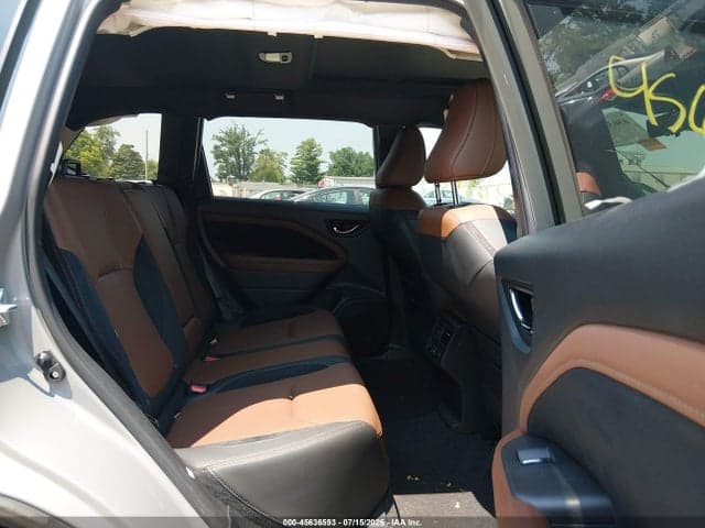 2025 SUBARU FORESTER TOURING 8