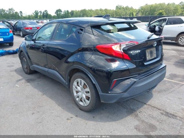 2021 TOYOTA C-HR LE 3