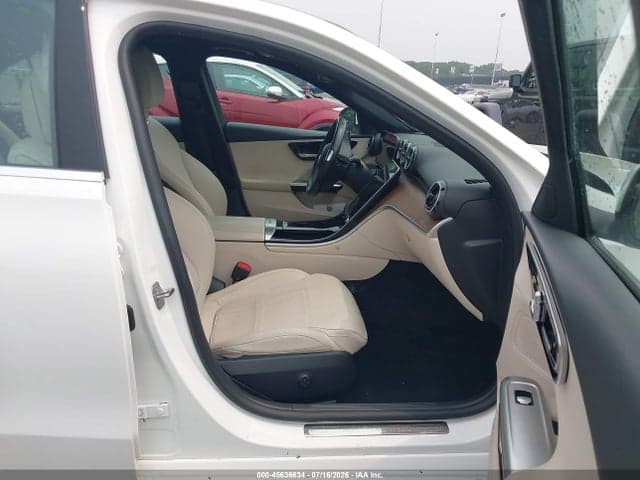 2024 MERCEDES-BENZ C 300 5