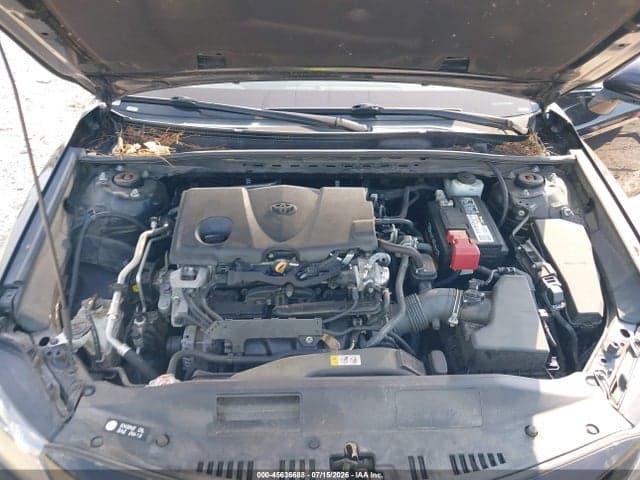 2022 TOYOTA CAMRY SE 10